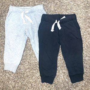 2 Carter’s boy joggers